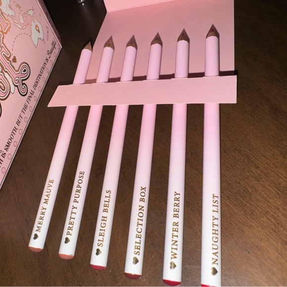 P. Louise Lip Pencil Set - Picture 8 of 8